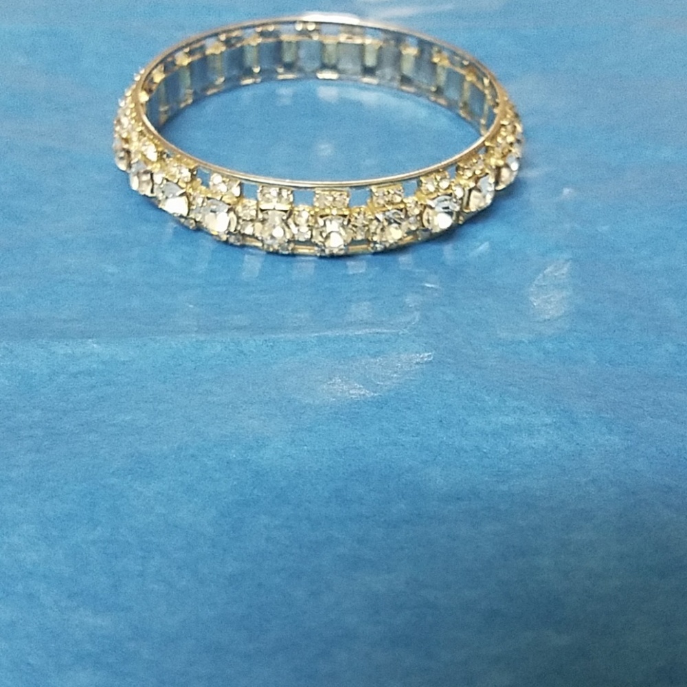 Bracelet - Picture 3 of 3